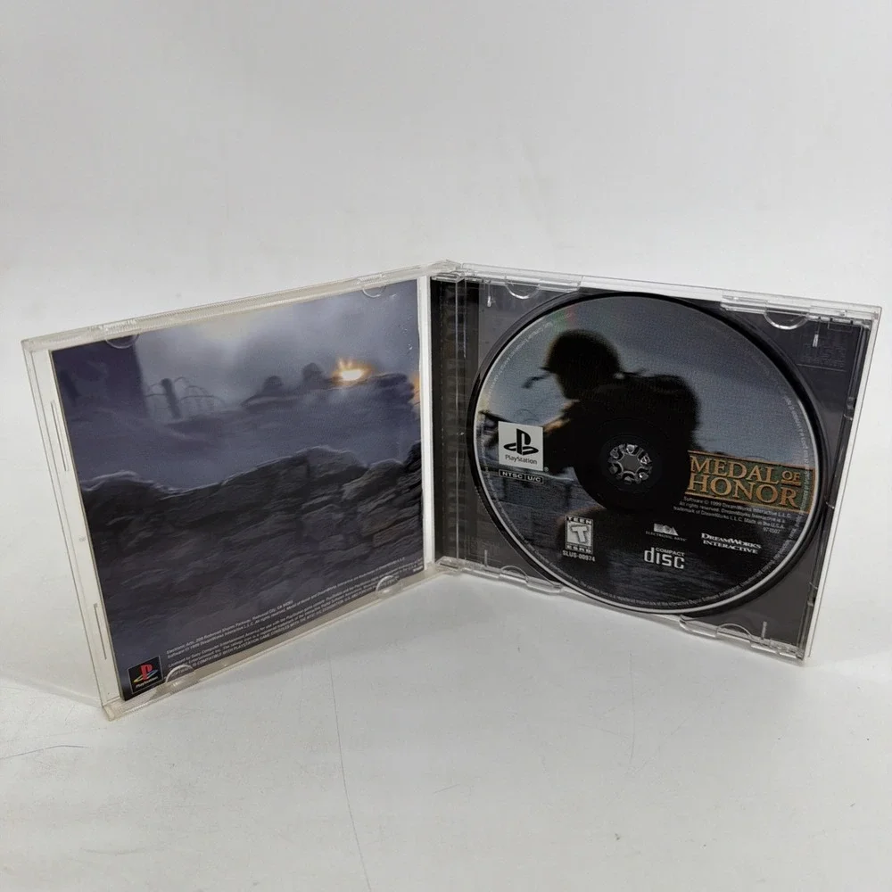 Medal Of Honor PS1 PlayStation 1 Complete CIB Black Label